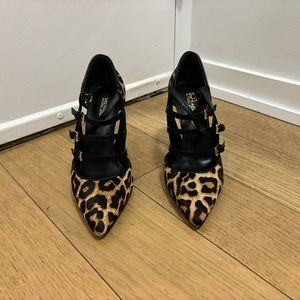 Super cute Michael Kors heels
